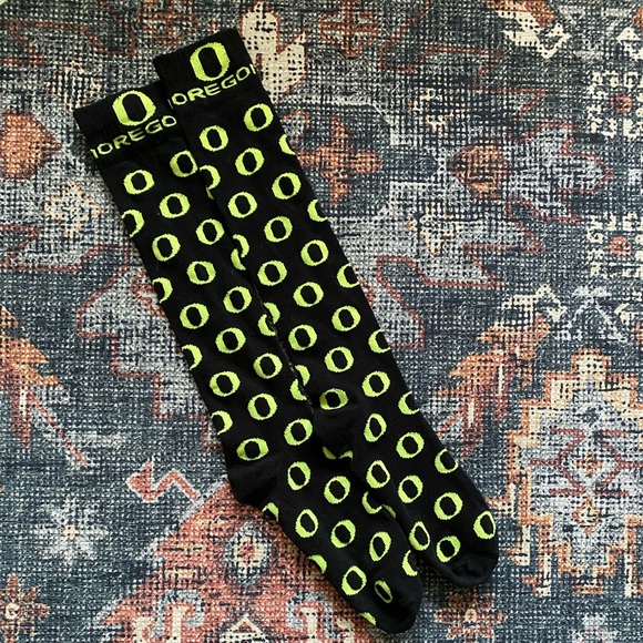 NWOT Oregon Socks - Picture 3 of 5